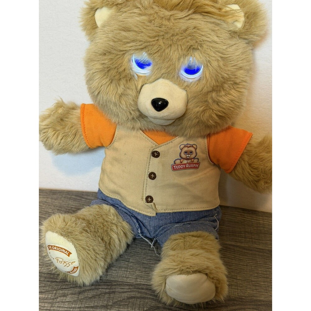 Teddy Ruxpin Plush Bear Talking Animated Story Telling Bluetooth LCD Eyes 2017